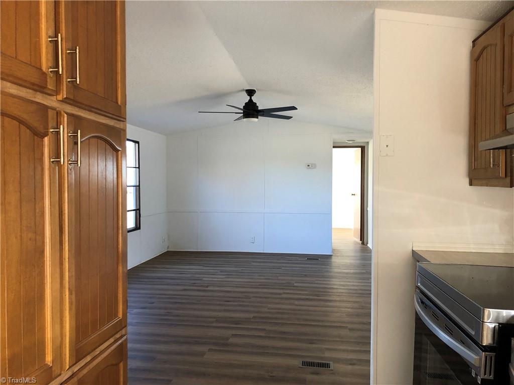 104 Country Place Road Cana, VA 24317 - Photo 19 of 35 Gallery Image 19