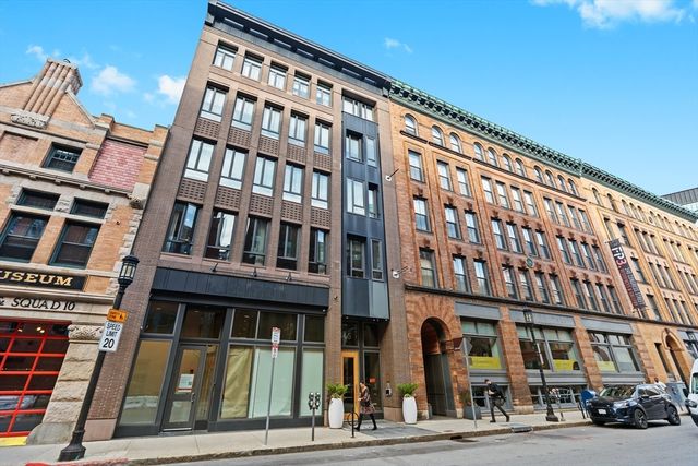 $2,100,000 | 346 Congress Street, Unit 703, Boston, MA 02210