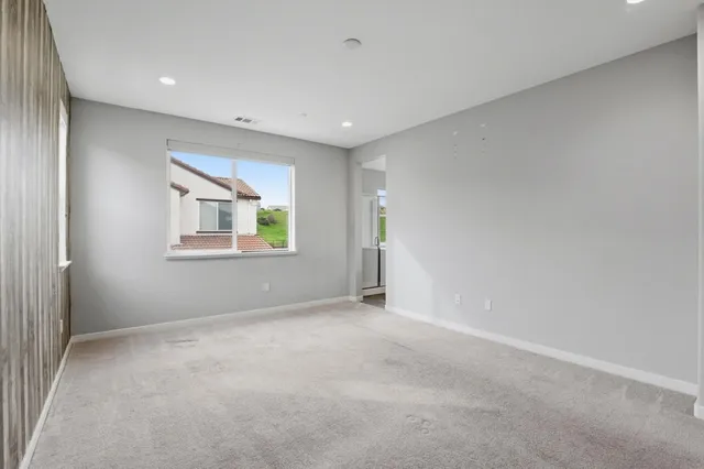 $725,000 | 504 Sandpiper Lane, Hollister, CA 95023