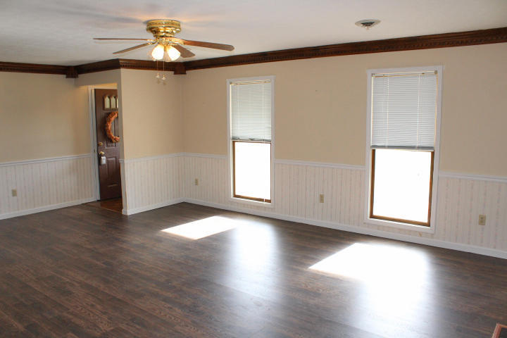 166 Ridgeview Drive Somerset, KY 42503 - Photo 7 of 22 IMG_9215