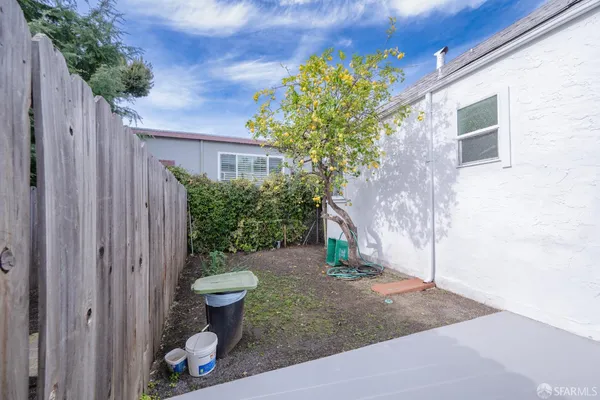 $850,000 | 6029 MacArthur Boulevard, Oakland, CA 94605