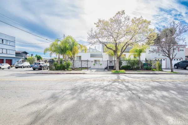 $850,000 | 6029 MacArthur Boulevard, Oakland, CA 94605