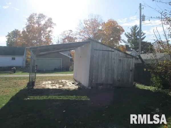 $55,000 | 110 West Locust Street, La Rose, IL 61541