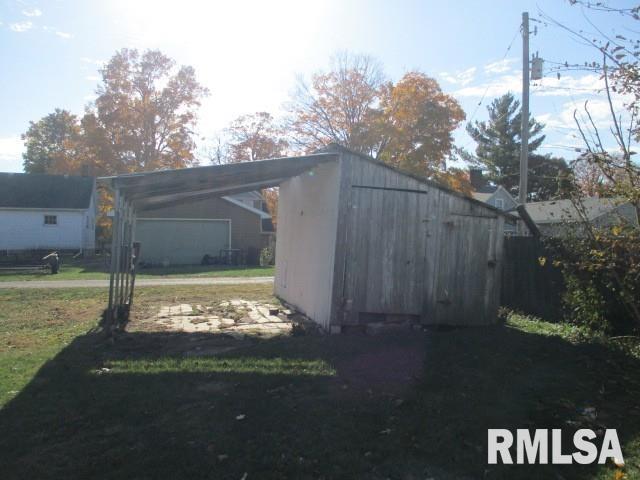 110 West Locust Street La Rose, IL 61541 - Photo 23 of 27