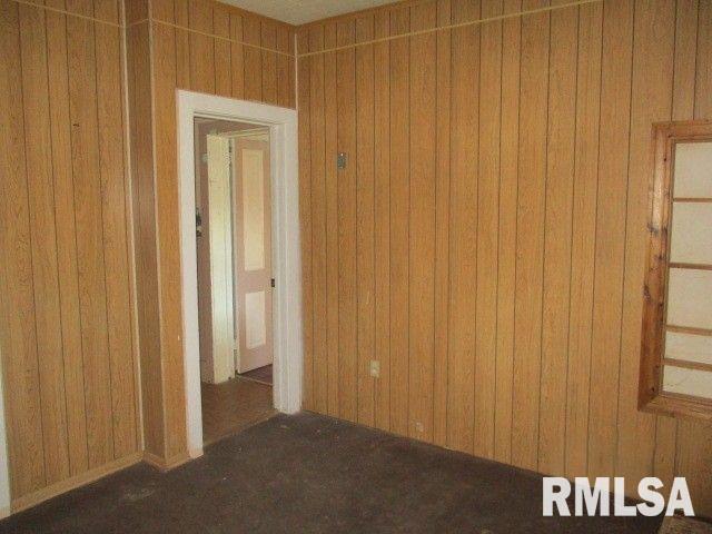 110 West Locust Street La Rose, IL 61541 - Photo 7 of 27