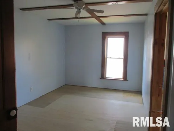 $55,000 | 110 West Locust Street, La Rose, IL 61541
