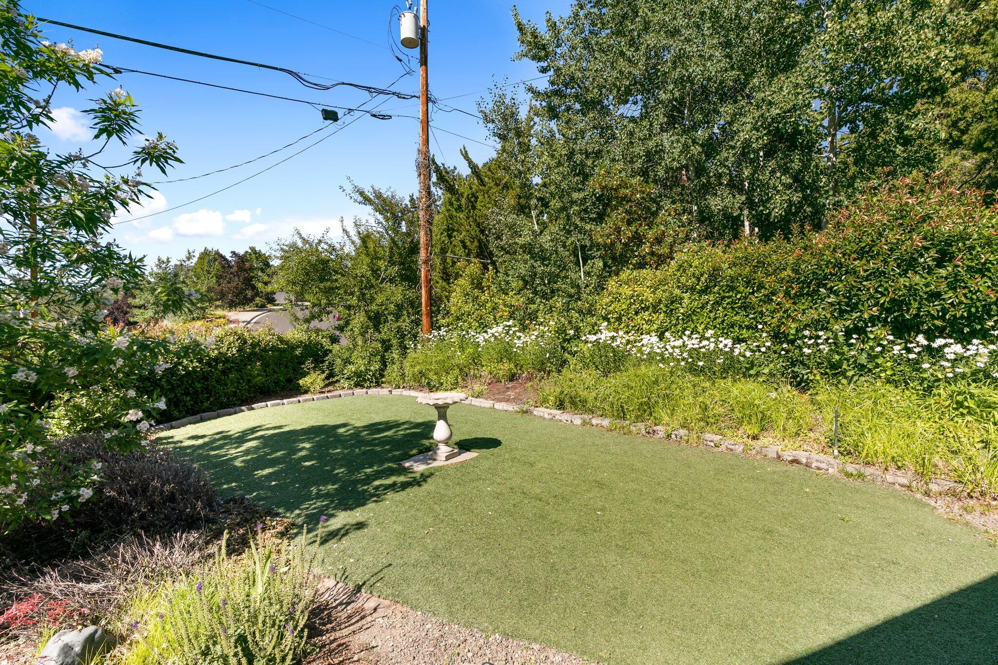 1534 Ridge Way Medford, OR 97504 - Photo 30 of 31 30