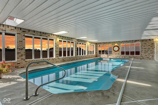 $750,000 | 3693 County Road 675 East, Darlington, IN 47940