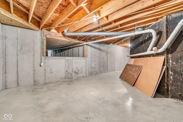 $750,000 | 3693 County Road 675 East, Darlington, IN 47940