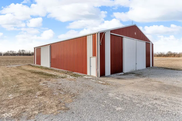 $750,000 | 3693 County Road 675 East, Darlington, IN 47940