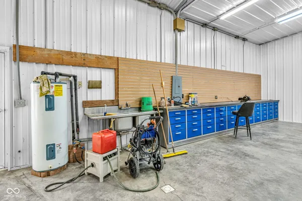 $750,000 | 3693 County Road 675 East, Darlington, IN 47940