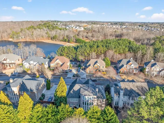 $799,900 | 8023 Sleepy Lagoon Way, Flowery Branch, GA 30542