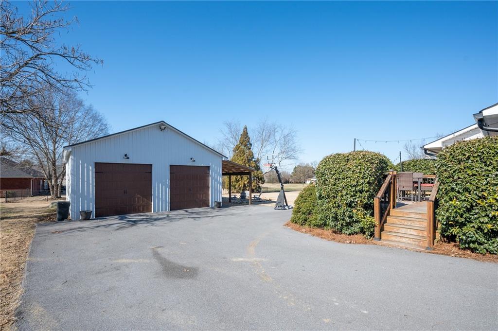 153 Thelma Road Southwest Calhoun, GA 30701 - Photo 30 of 41