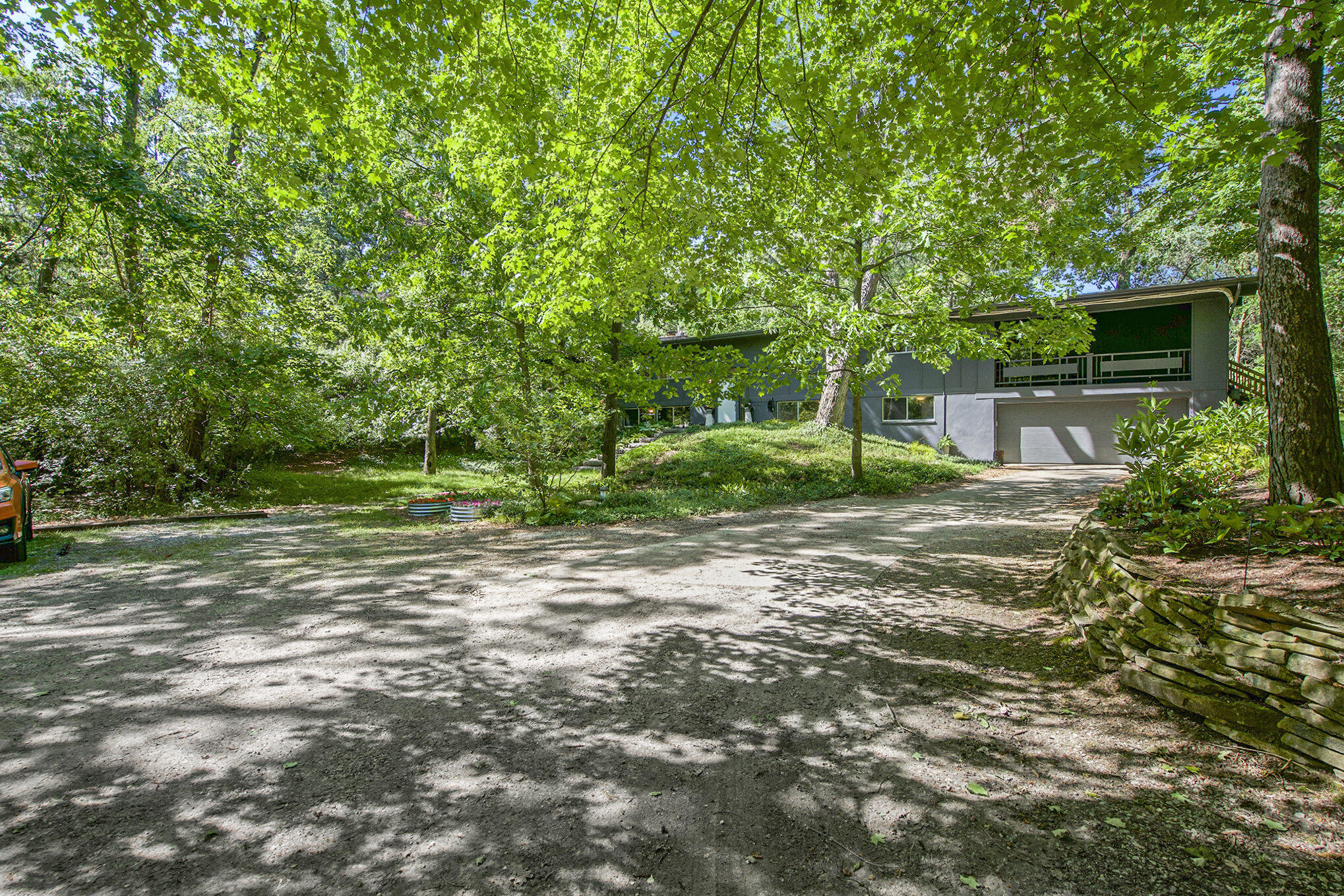 3786 Elizabeth Road Ann Arbor, MI 48103 - Photo 48 of 56 047_dsc03816_431