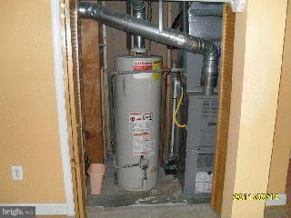12224 Berry Street Silver Spring, MD 20902 - Photo 6 of 21 HVAC