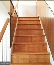 1452 Barrett Road Baltimore, MD 21207 - Photo 10 of 18