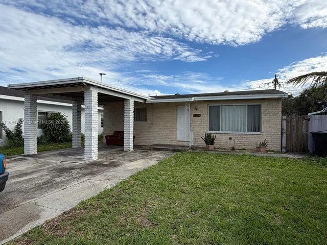 $392,000 | 1715 Sunset Avenue, Lake Worth, FL 33460