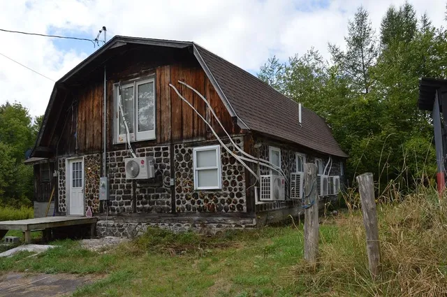 $99,900 | 45 Ledgewood Drive, Skowhegan, ME 04976