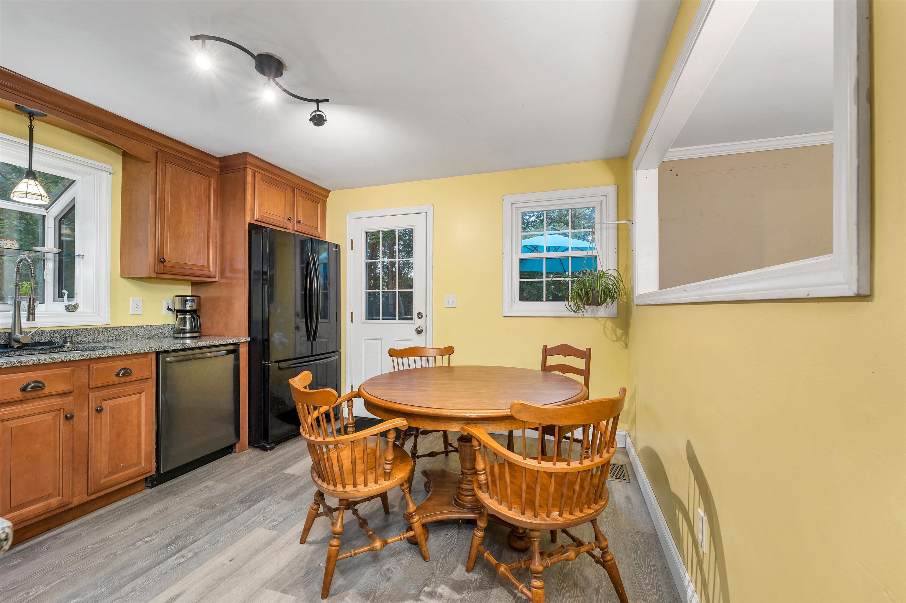 141 Canaan Road Strafford, NH 03884 - Photo 3 of 39