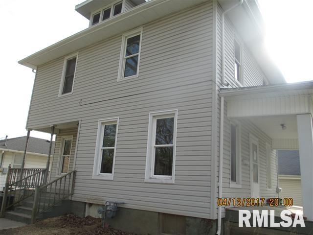 202 West Chestnut Street Canton, IL 61520 - Photo 2 of 8 Gallery Image 2