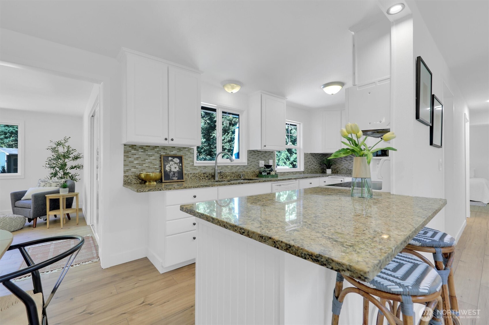 20915 West Richmond Road Bothell, WA 98021 - Photo 10 of 40 Gallery Image 10