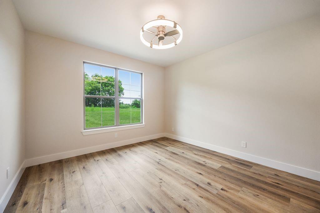 120 Quail Run Court Decatur, TX 76234 - Photo 21 of 34 Gallery Image 21