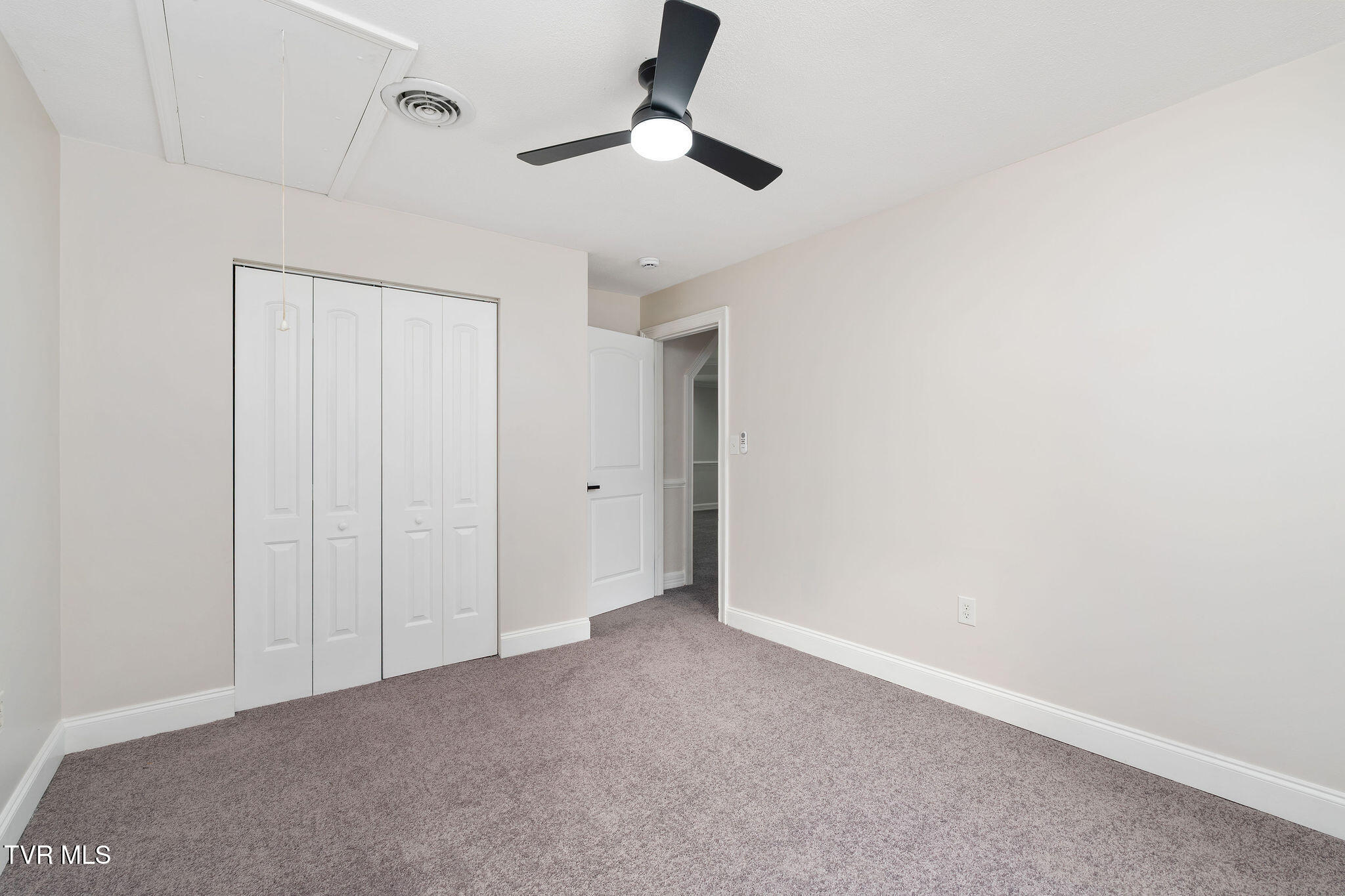 1523 Whispering Pines Road Johnson City, TN 37601 - Photo 26 of 33 DSC05161