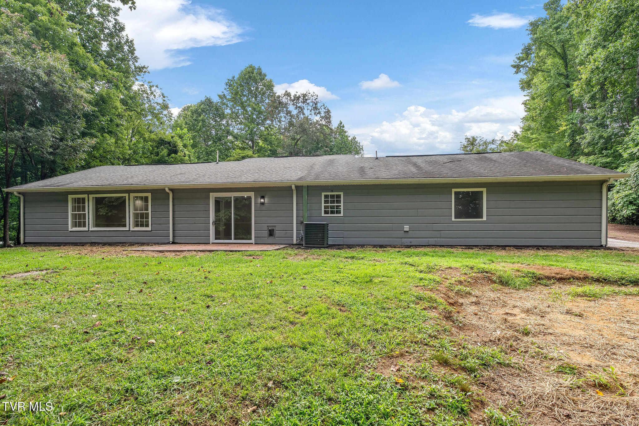 1523 Whispering Pines Road Johnson City, TN 37601 - Photo 31 of 33 DSC05010