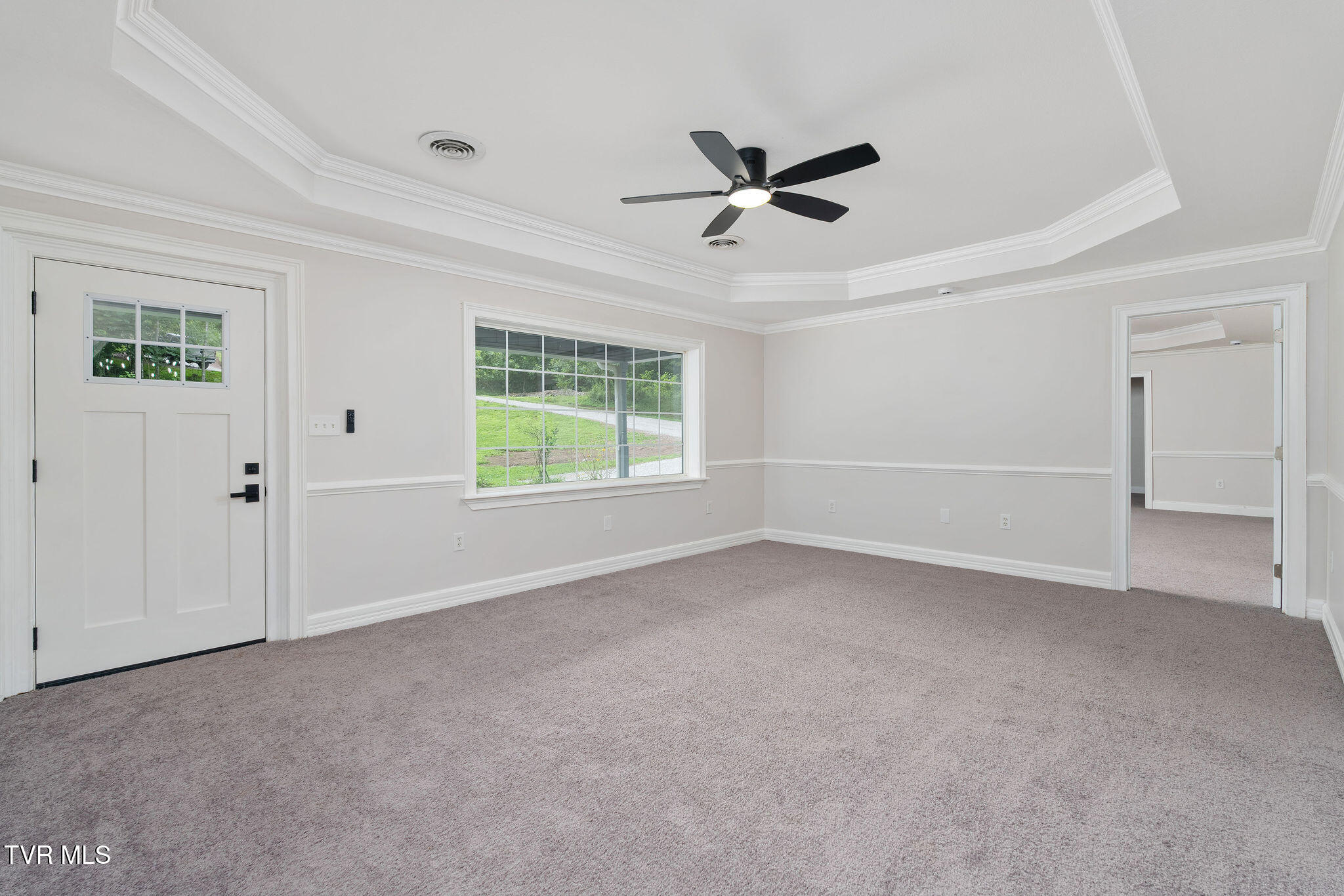 1523 Whispering Pines Road Johnson City, TN 37601 - Photo 5 of 33 DSC05035