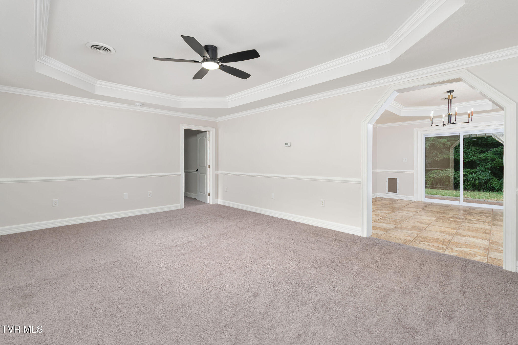 1523 Whispering Pines Road Johnson City, TN 37601 - Photo 6 of 33 DSC05027