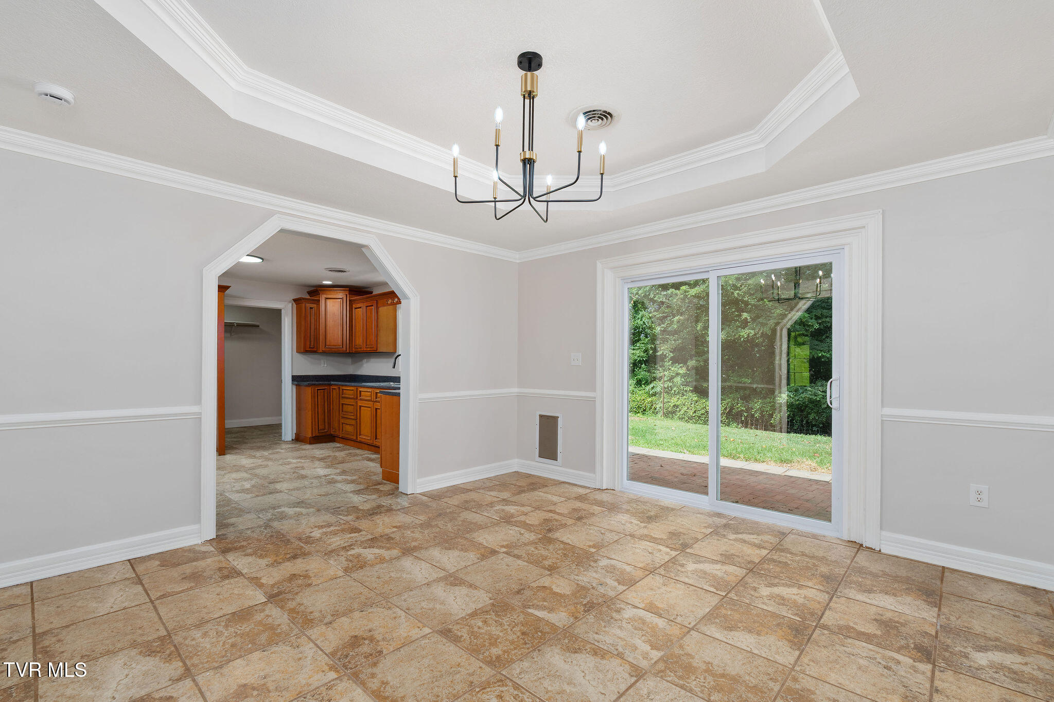 1523 Whispering Pines Road Johnson City, TN 37601 - Photo 7 of 33 DSC05110