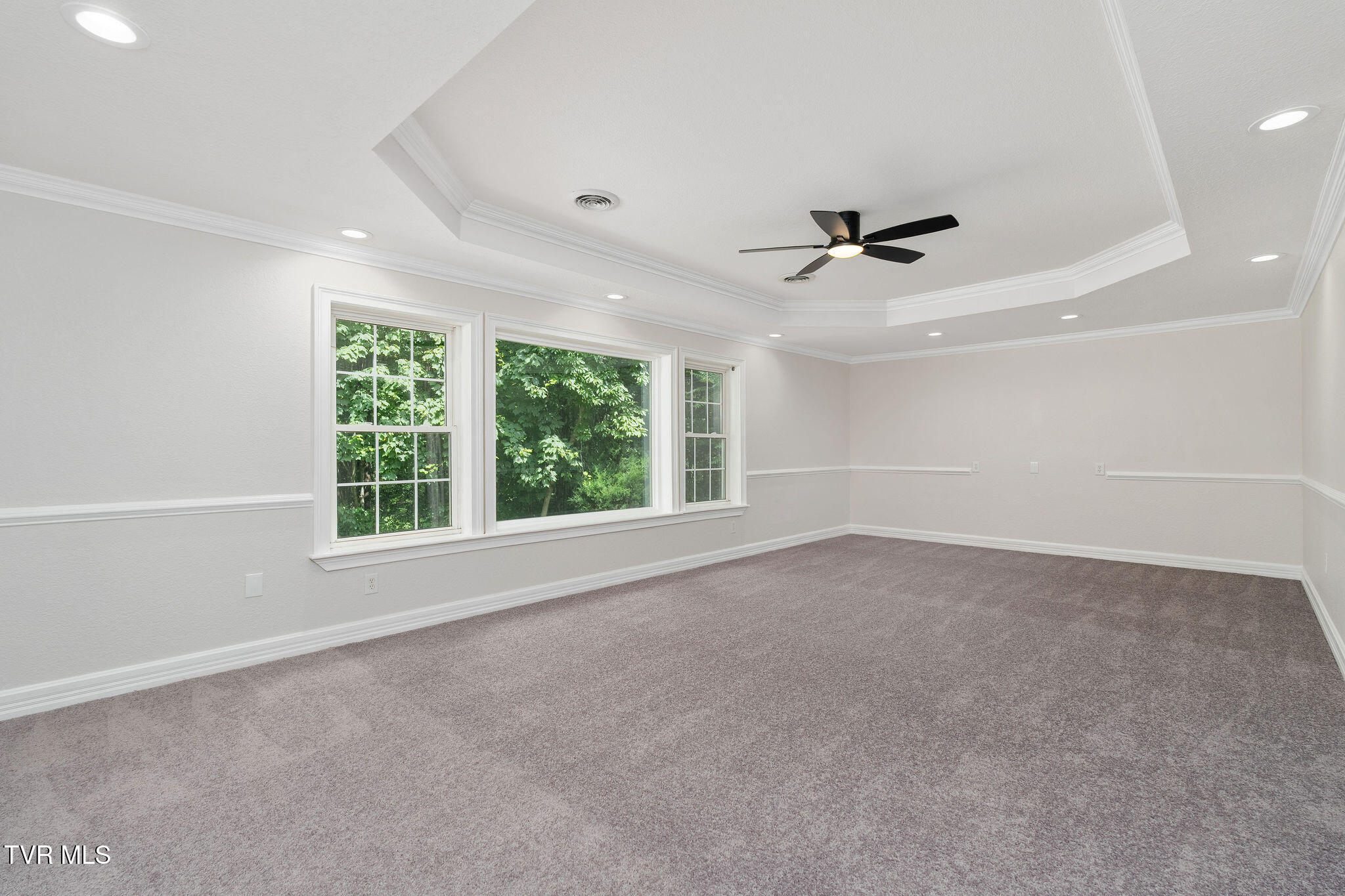 1523 Whispering Pines Road Johnson City, TN 37601 - Photo 9 of 33 DSC05135