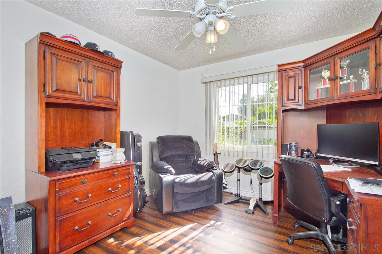 9633 Hume Road Santee, CA 92071 - Photo 17 of 20 Gallery Image 17