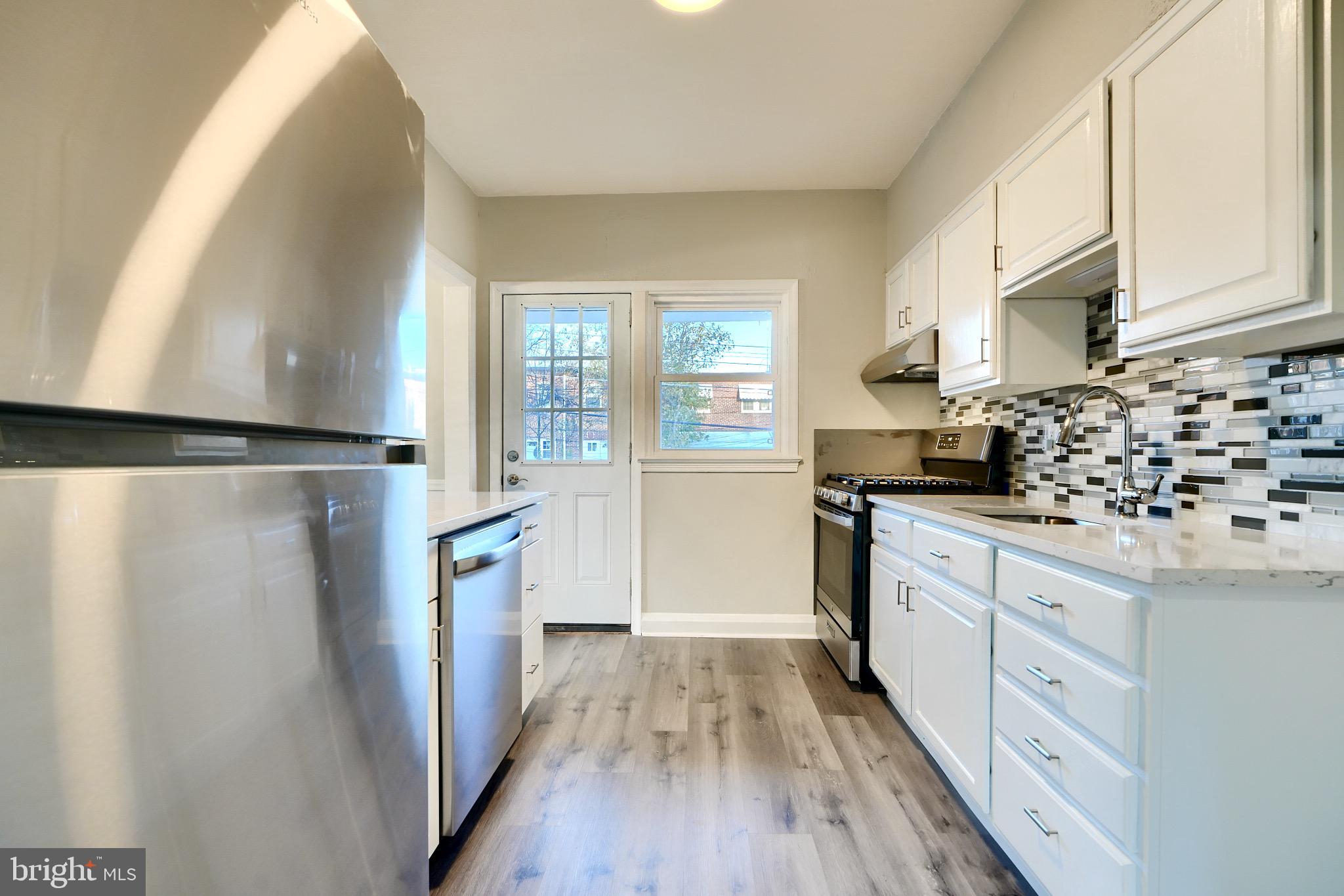 51 Briarwood Road Catonsville, MD 21228 - Photo 13 of 25