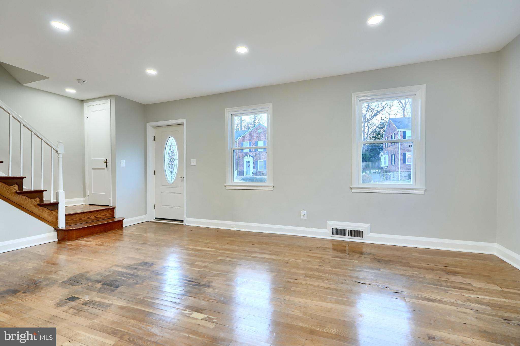 51 Briarwood Road Catonsville, MD 21228 - Photo 9 of 25