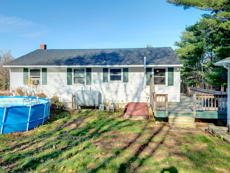186 Spring Street Gardiner, ME 04345 - Photo 4 of 44 C87AFE9C-7419-4F2B-AAF0-37F0F59556F3