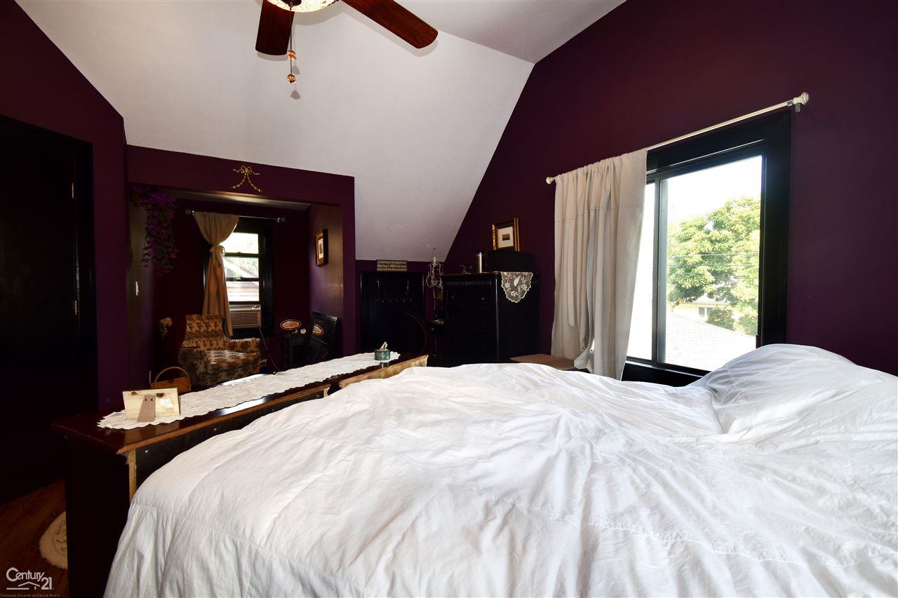 826 Barrington Road Grosse Pointe Park, MI 48230 - Photo 19 of 31