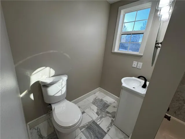 $205,000 | 1802 Main Street, St. Joseph, MO 64505