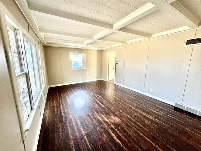 $205,000 | 1802 Main Street, St. Joseph, MO 64505