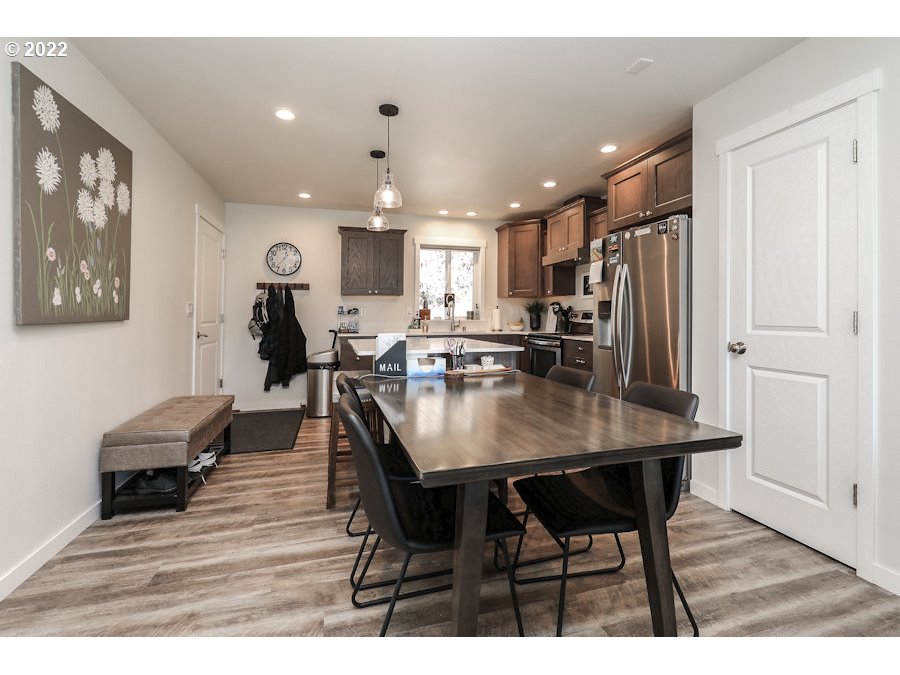 105 Cook Ferry Road Castle Rock, WA 98611 - Photo 7 of 24 Gallery Image 7