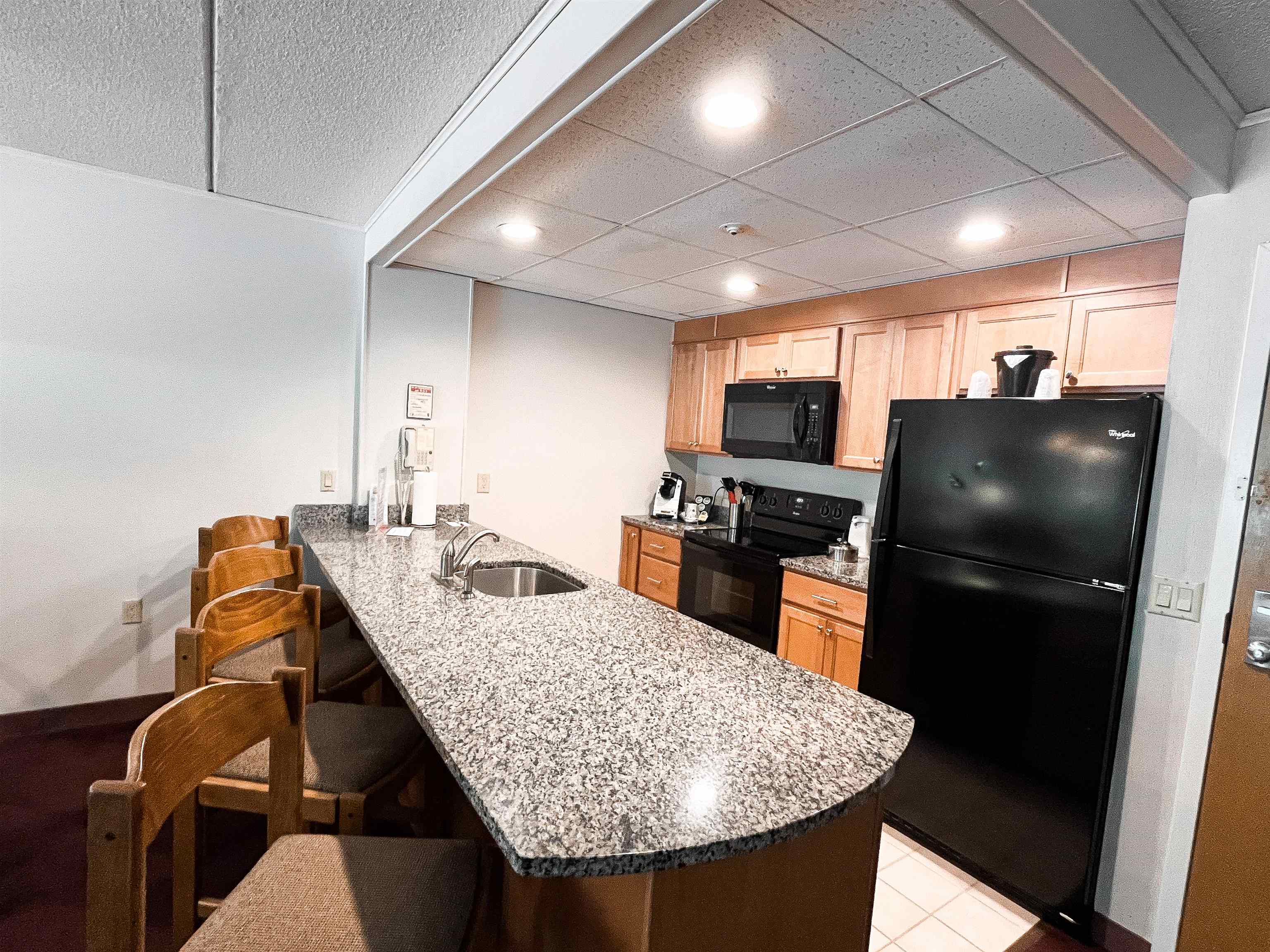17 Harris Shore Road, Unit 409C Gilford, NH 03249 - Photo 3 of 16 Gallery Image 3