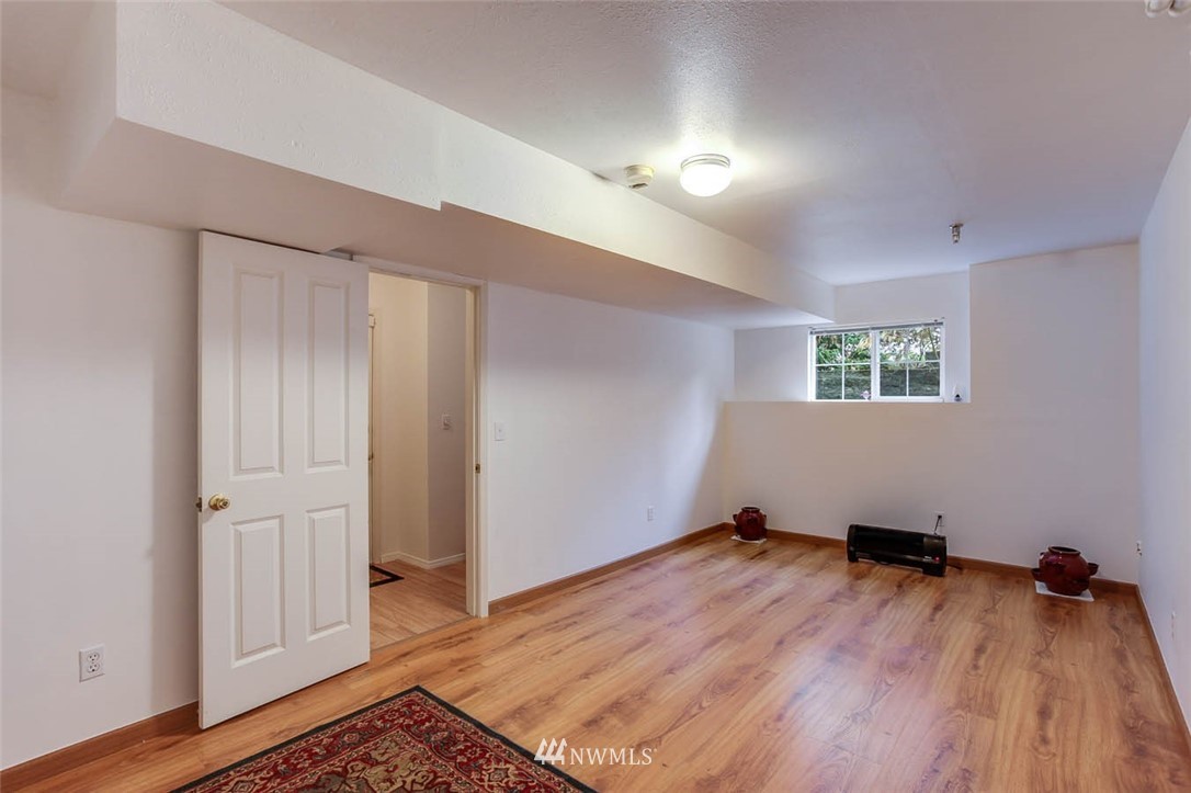 2300 Benson Road South, Unit B1 Renton, WA 98055 - Photo 22 of 25