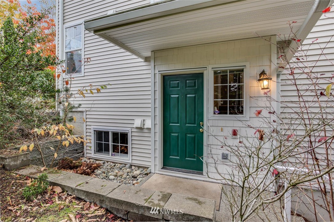 2300 Benson Road South, Unit B1 Renton, WA 98055 - Photo 4 of 25