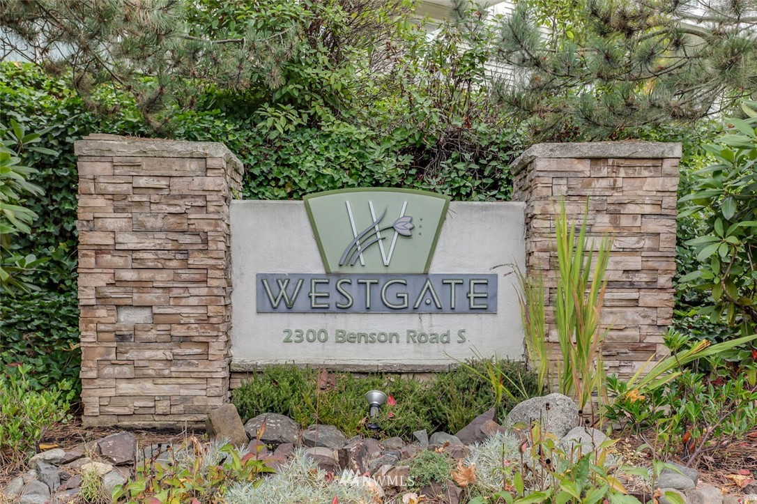 2300 Benson Road South, Unit B1 Renton, WA 98055 - Photo 5 of 25