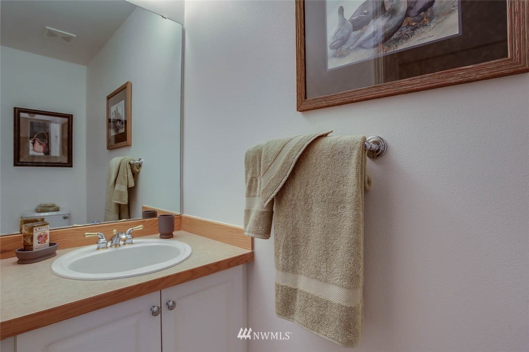 2300 Benson Road South, Unit B1 Renton, WA 98055 - Photo 9 of 25
