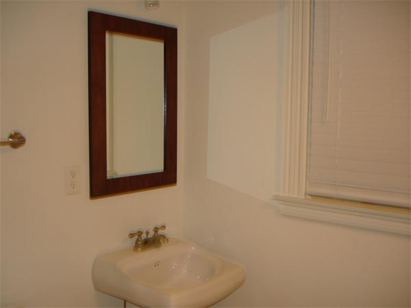 9 Carlstad Street Worcester, MA 01607 - Photo 8 of 22 Gallery Image 8