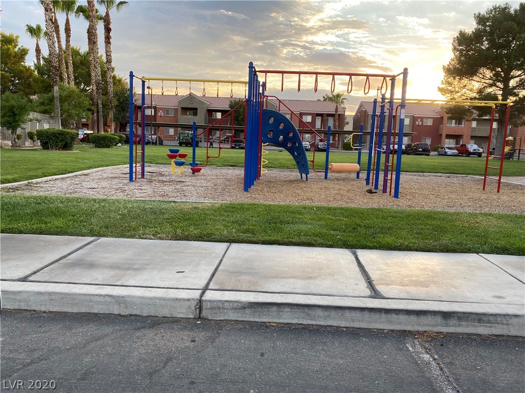 4730 East Craig Road, Unit 2015 Las Vegas, NV 89115 - Photo 20 of 22