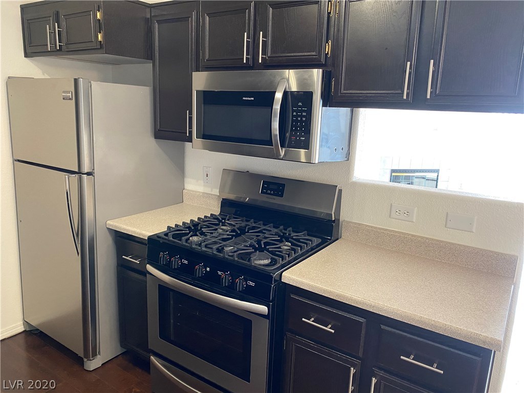 4730 East Craig Road, Unit 2015 Las Vegas, NV 89115 - Photo 7 of 22