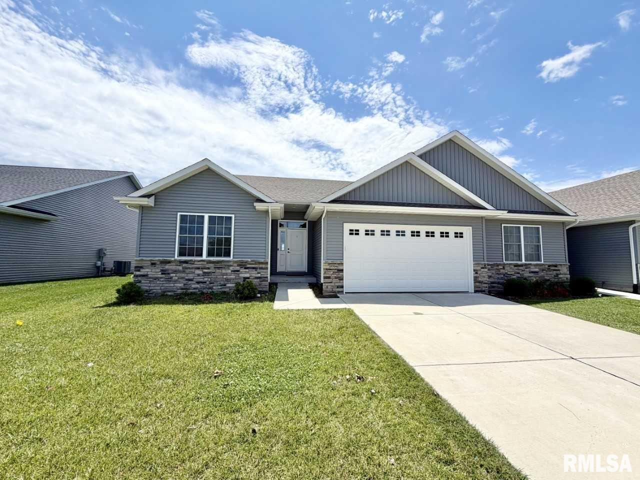 3704 Westgate Drive Springfield, IL 62711 - Photo 1 of 35