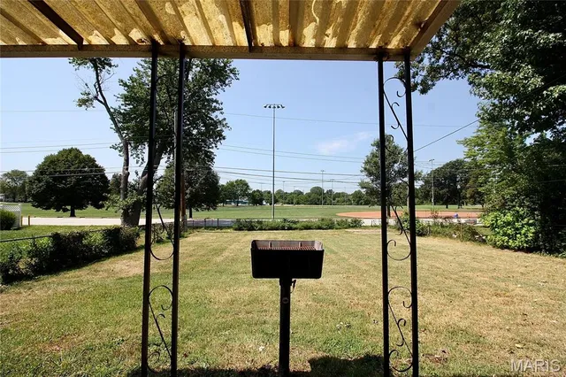 $139,000 | 1365 St Jean Street, Florissant, MO 63031